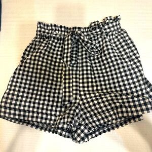 SHEIN black and white check shorts